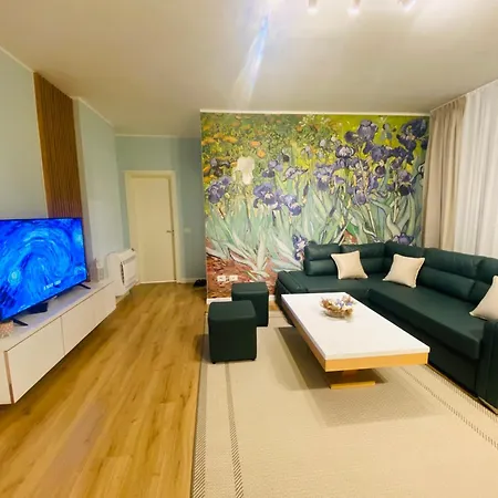 Apartmán Center *